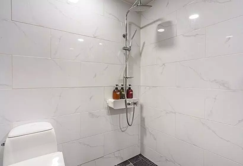 مُتل Gwangju Hanam Hotel E