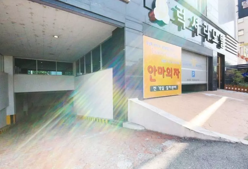 مُتل Gwangju Hanam Luxury