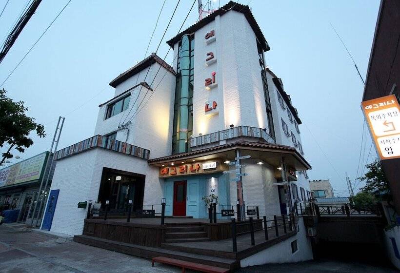 فندق على الطريق Nonsan Yegrina