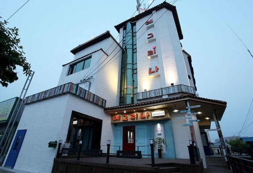 فندق على الطريق Nonsan Yegrina