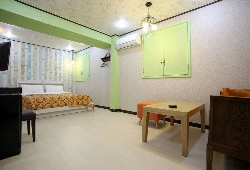 فندق على الطريق Nonsan Yegrina