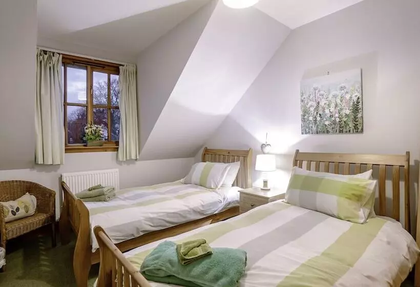 Osborne Steading