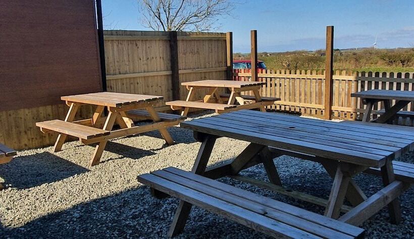 The Ring Pub Bed And Breakfast