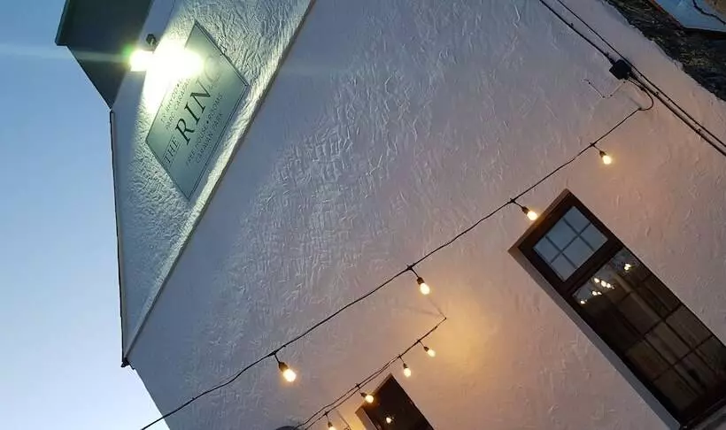 The Ring Pub Bed And Breakfast