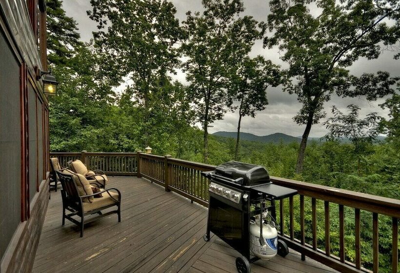 Treasure In The Trees Mtn Views Near Blue Ridge