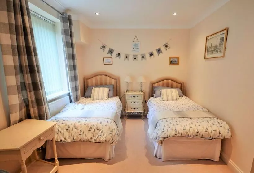 52 Napoleons Landing
