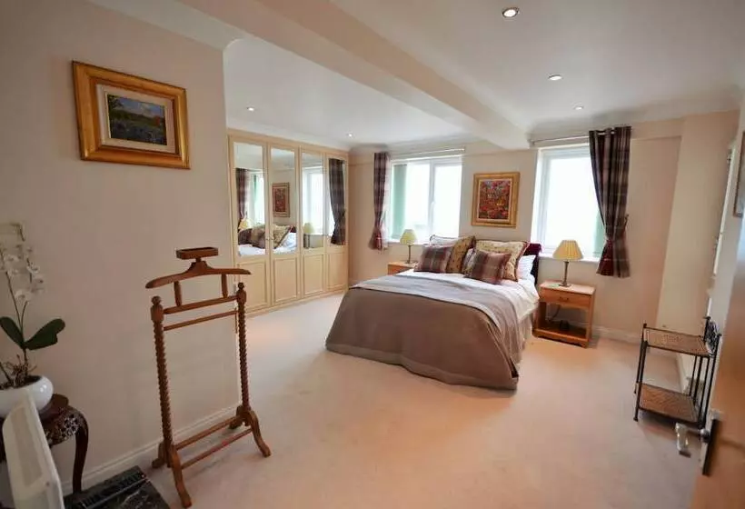 52 Napoleons Landing