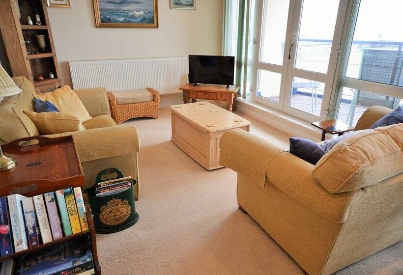 52 Napoleons Landing