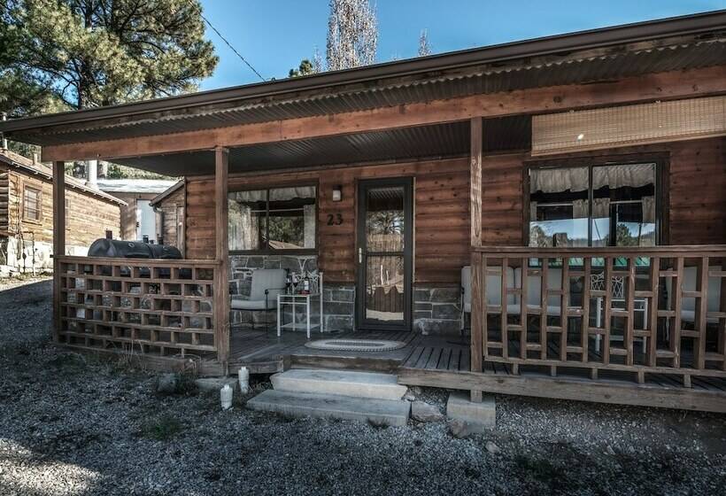 413apvillage23avncb  Alpine Cabin