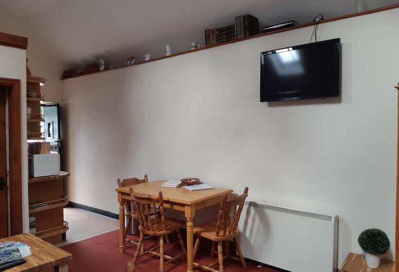 Beautiful 1 Bed Cottage In Trellech