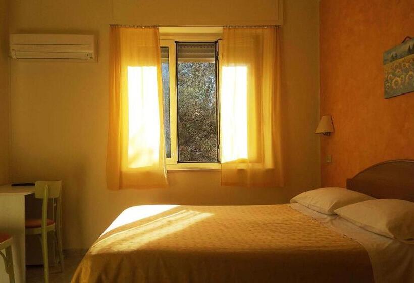 تختخواب و صبحانه Delle Rose