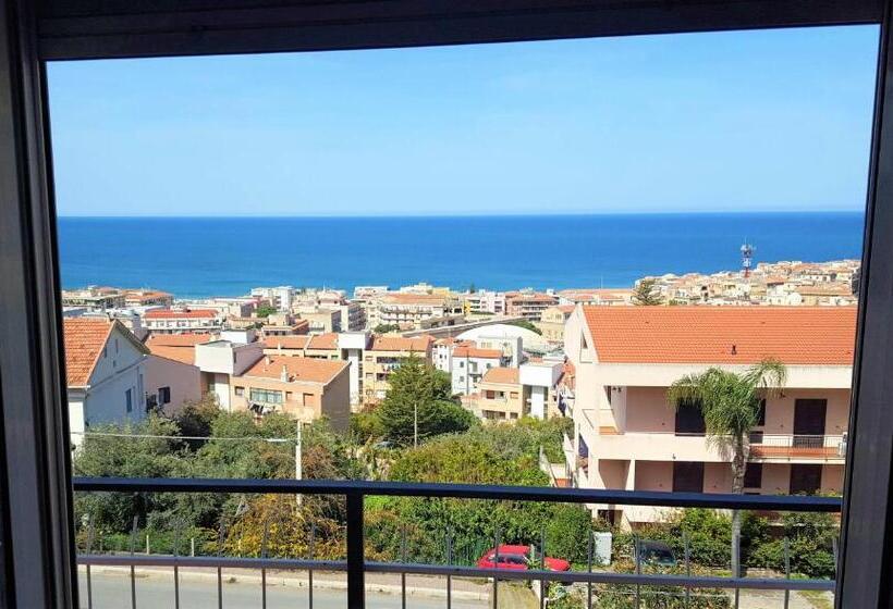 تختخواب و صبحانه Delle Rose