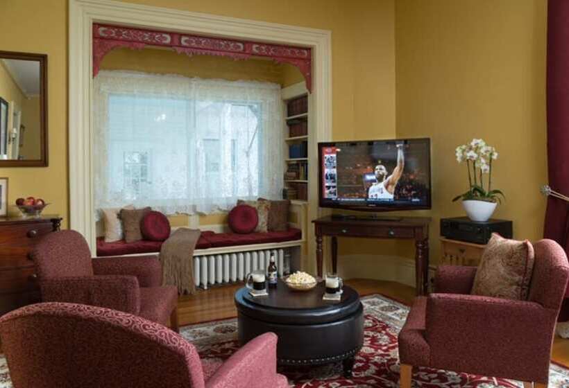 مبيت وإفطار Rockland Talbot House