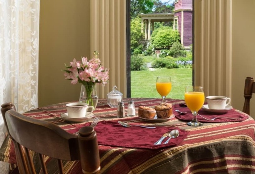 مبيت وإفطار Rockland Talbot House