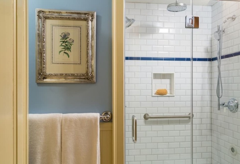 مبيت وإفطار Rockland Talbot House