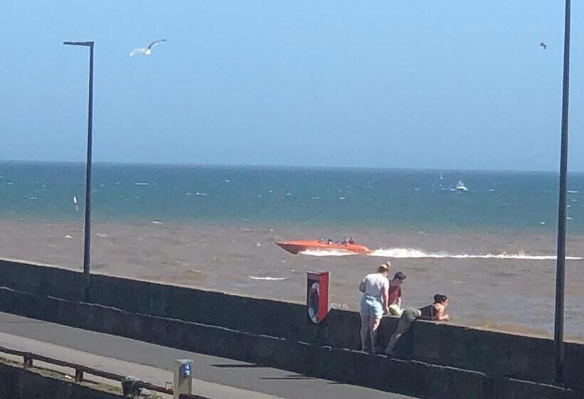 Bed and Breakfast Salt On The Harbour