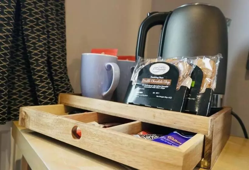 تختخواب و صبحانه Salt On The Harbour