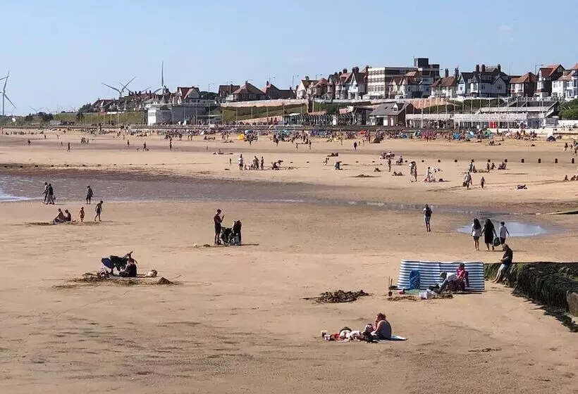 تختخواب و صبحانه Salt On The Harbour