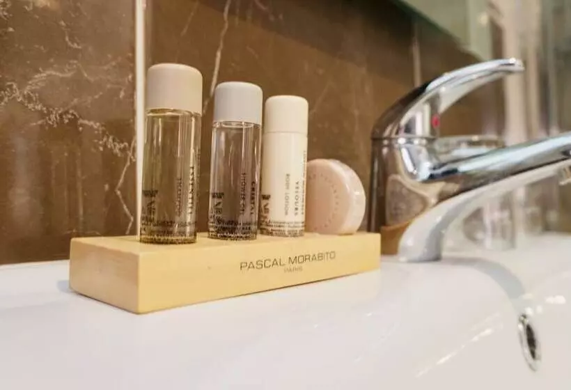 تختخواب و صبحانه Salt On The Harbour