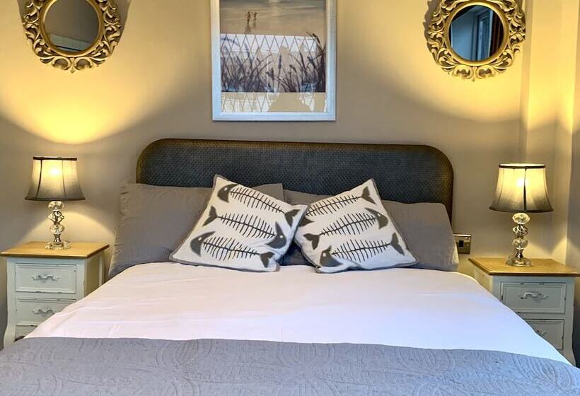 Bed and Breakfast Salt On The Harbour