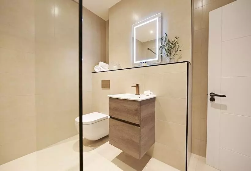 Aamiaismajoitus (B&B) Valentino S Restaurant With Rooms