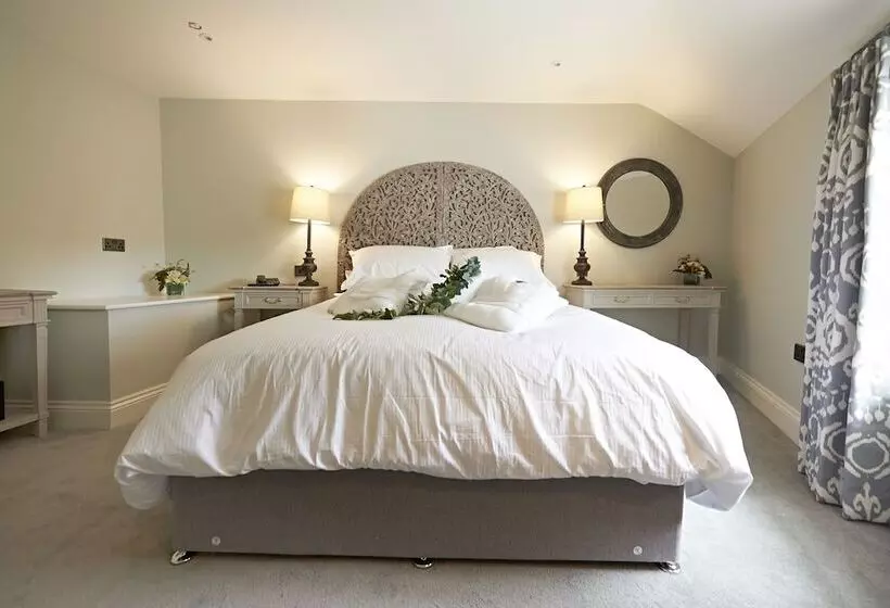 Aamiaismajoitus (B&B) Valentino S Restaurant With Rooms