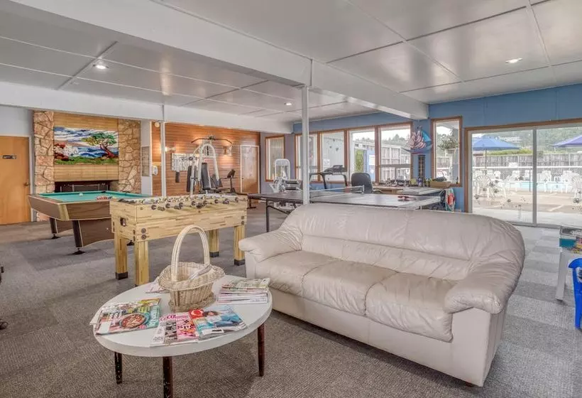 Crow's Coastal Cottage