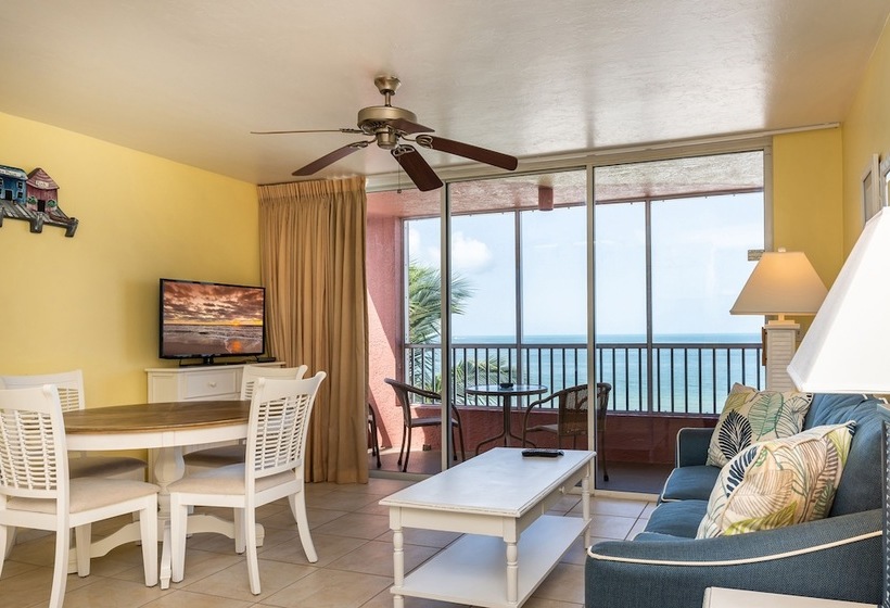 Отель Casa Playa Beach Resort