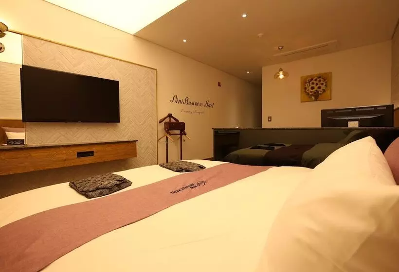 Hotelli Jincheon Mini Business