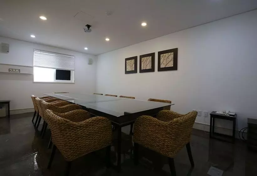 Hotelli Jincheon Mini Business