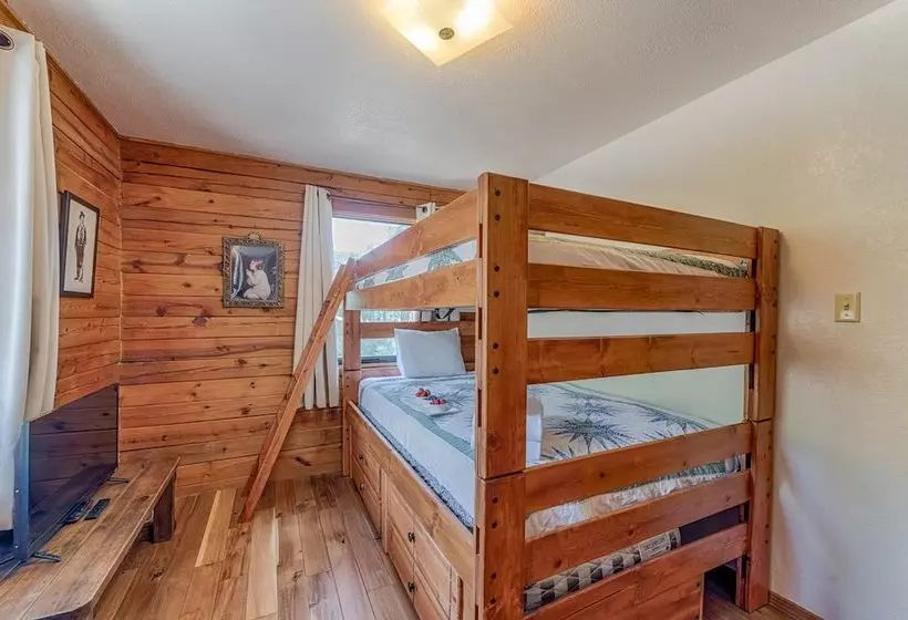 Lincoln Log Cabin