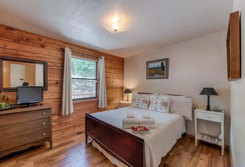 Lincoln Log Cabin