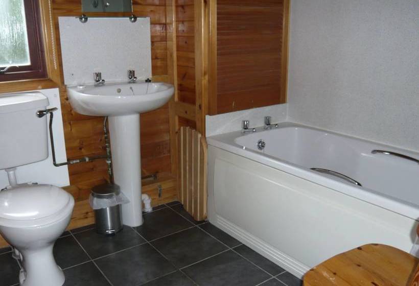 Lovely Cottage In Brookland Britain With Private Veranda