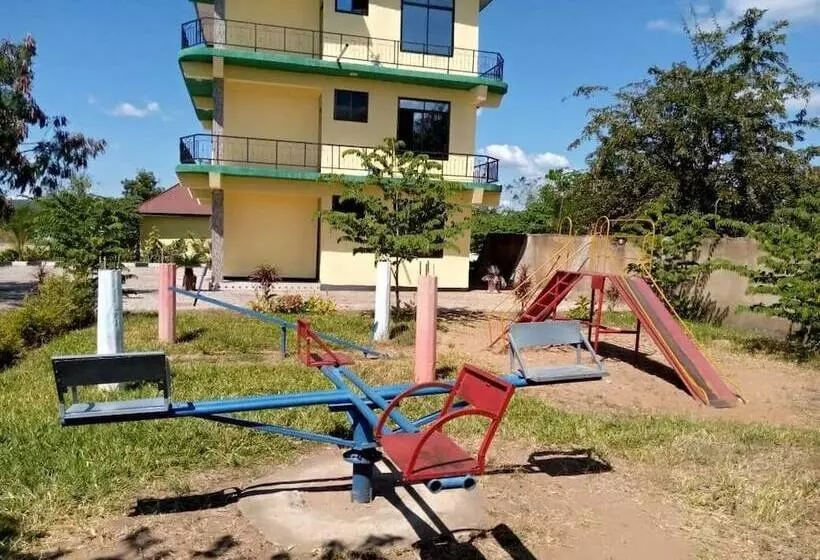 Morio Motel And Campsite