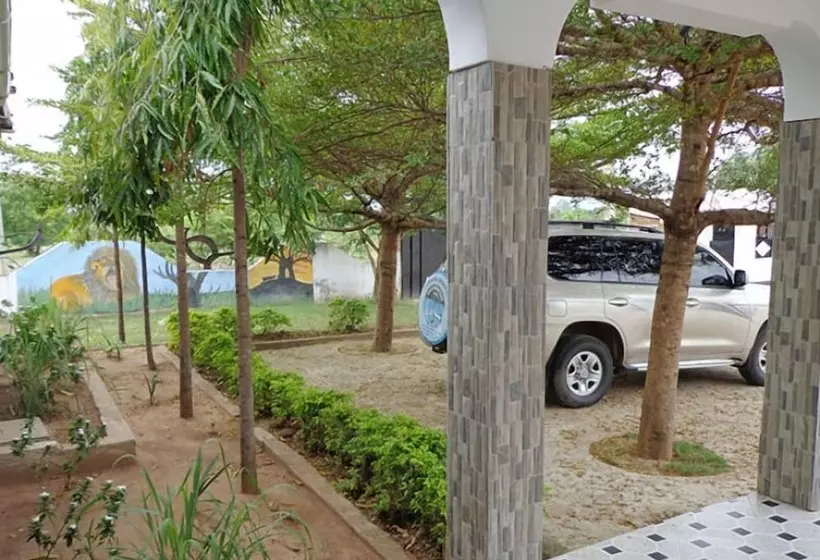 Morio Motel And Campsite