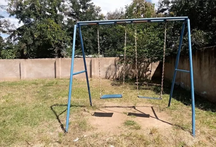 Morio Motel And Campsite