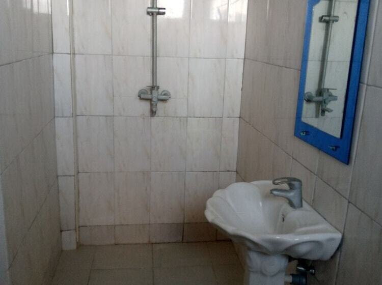 Morio Motel And Campsite