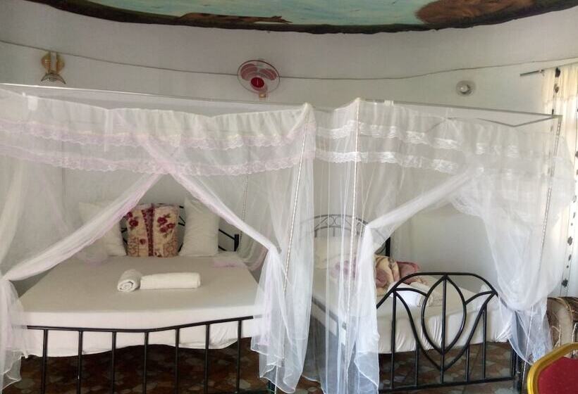 Morio Motel And Campsite