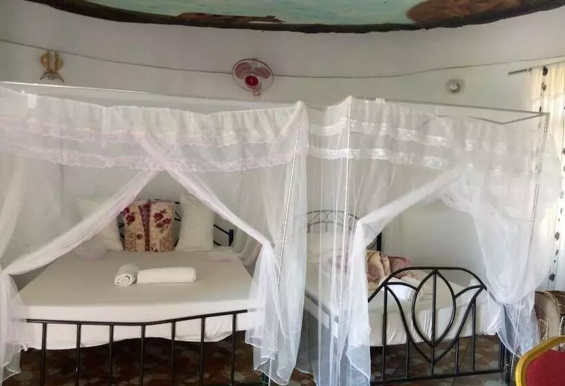 Morio Motel And Campsite