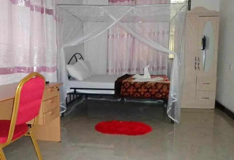 Morio Motel And Campsite