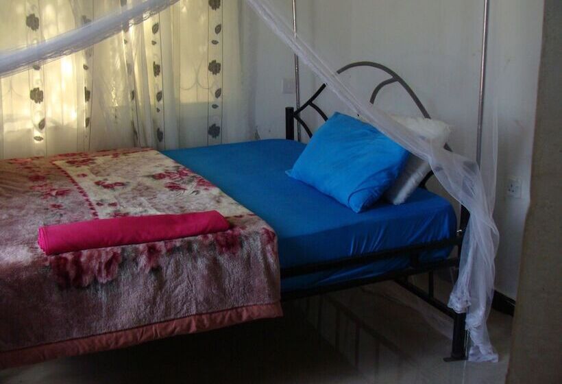 Morio Motel And Campsite