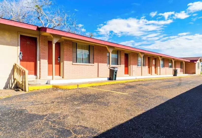 Motelli Oyo Hotel Beeville -us 181