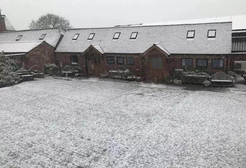 Majatalo Lovely 1 Bed Cottage In Nuneaton