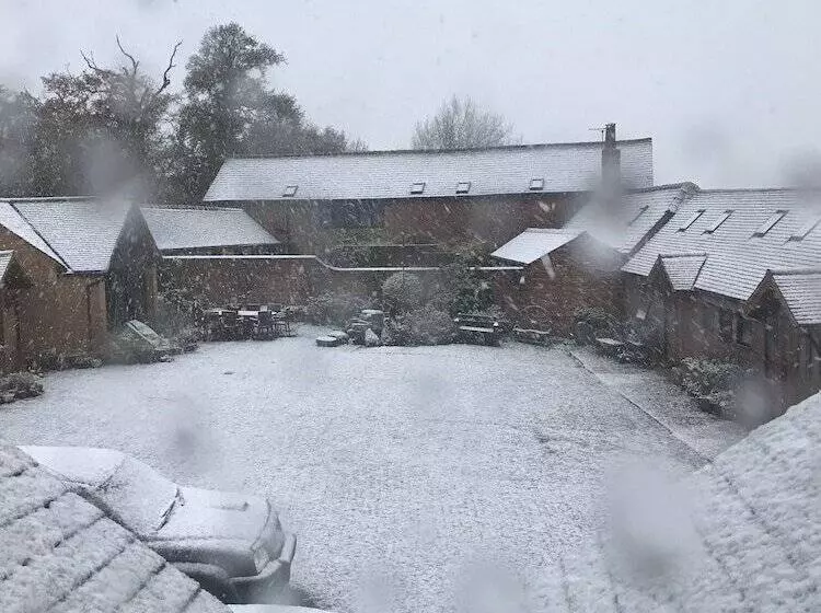 Majatalo Lovely 1 Bed Cottage In Nuneaton