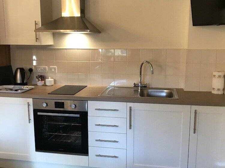 ペンション Lovely 1 Bed Cottage In Nuneaton