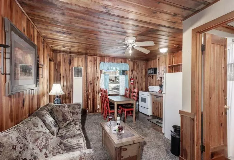 Pine Cabin By Vtrips