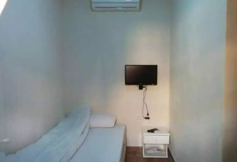 Tarihi Manisa Akhisar Oteli