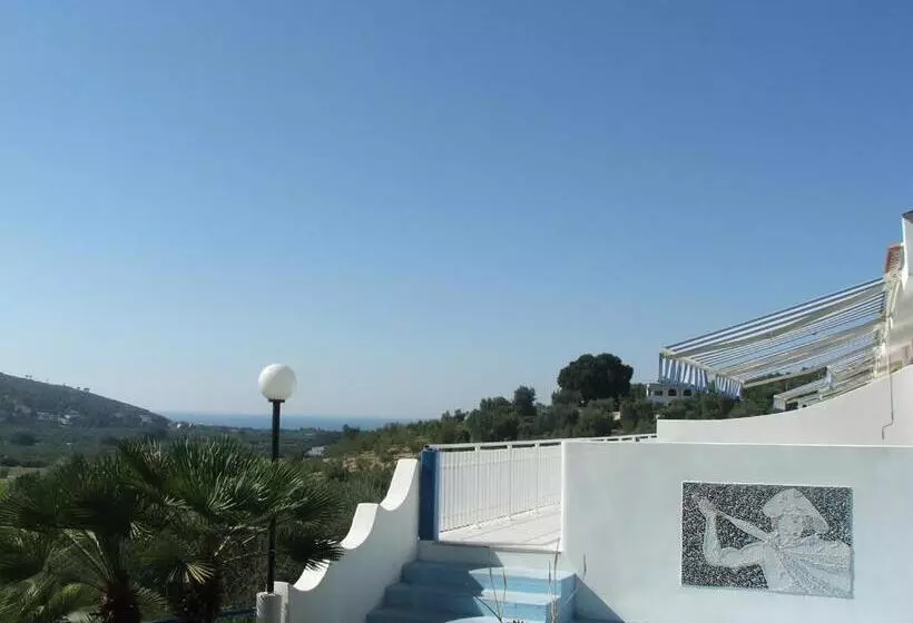 تختخواب و صبحانه Residence Paradise