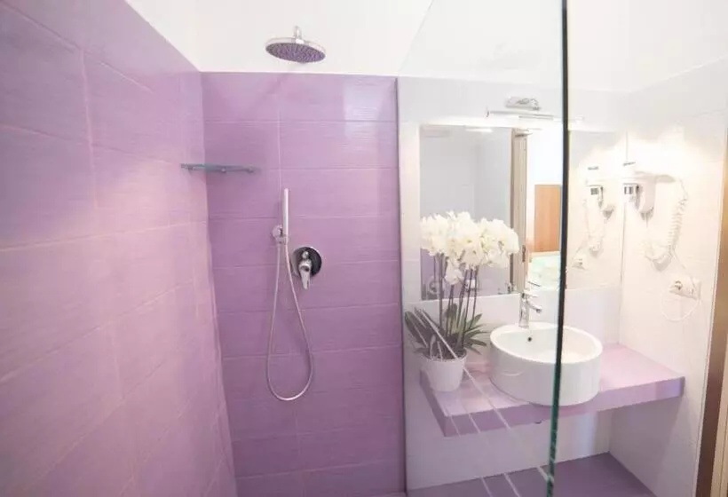 تختخواب و صبحانه Residence Paradise