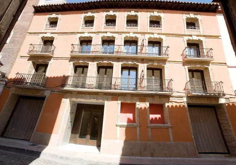 Casa Palacio De Los Sitios